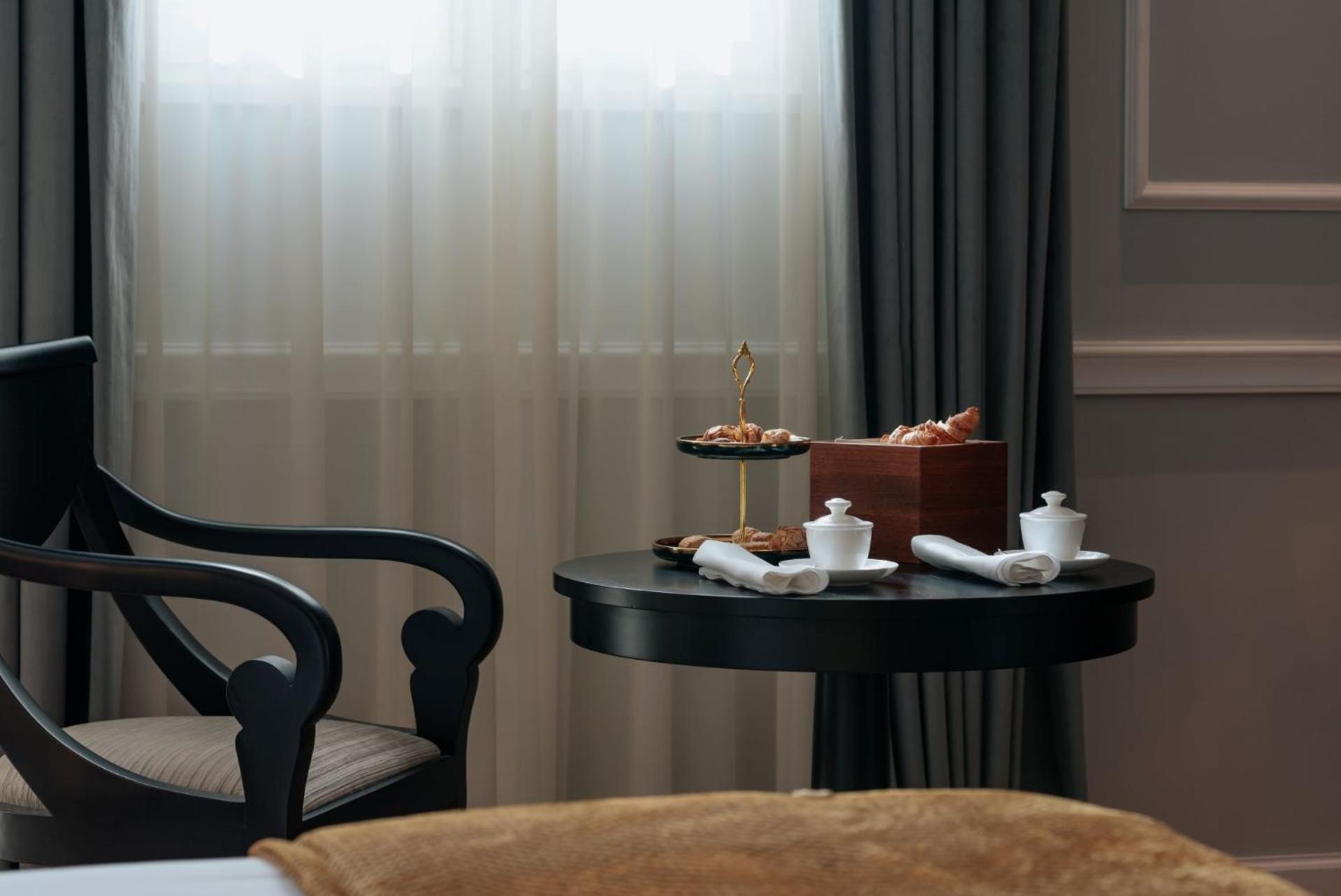 פלרמו Grand Hotel Et Des Palmes מראה חיצוני תמונה A room at the hotel